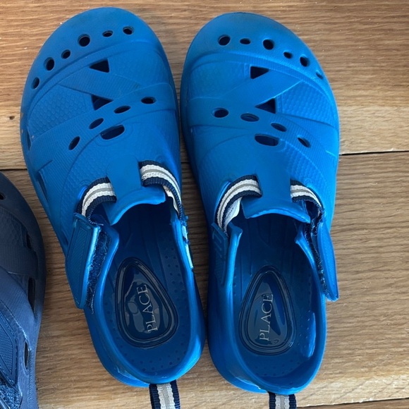 Children’s Place. Size 11 Set of Three Kids' Slip-On Shoes - Picture 4 of 5